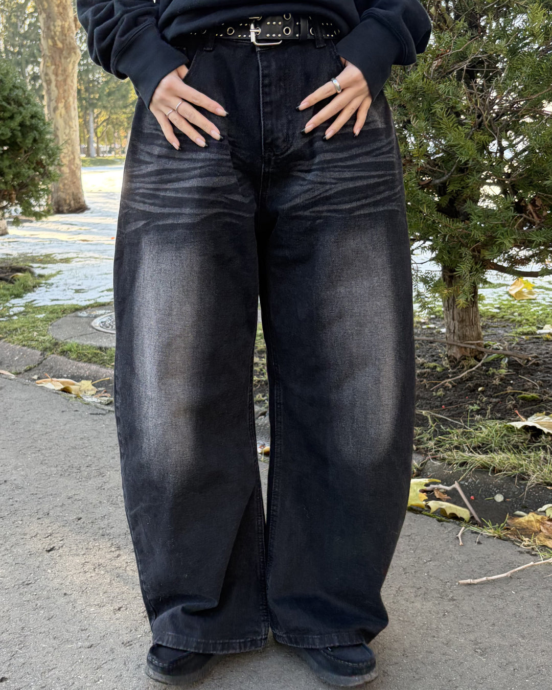 ブラックウォッシュボーイフレンドデニム
CH0229