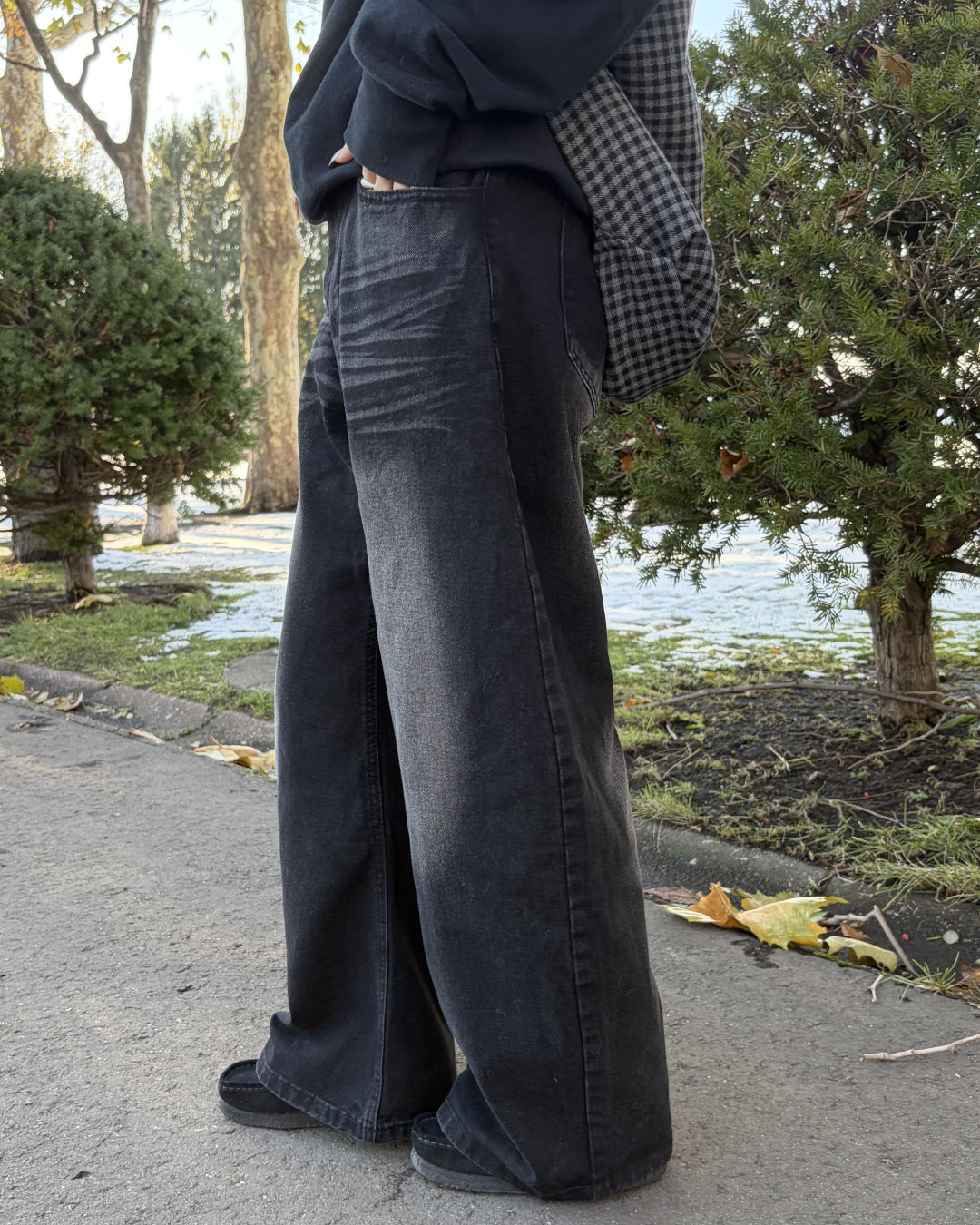 ブラックウォッシュボーイフレンドデニム
CH0229