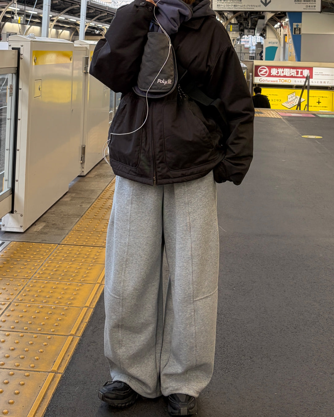 ennoy S 相場に合わせて交渉可 センタータックカーブワイドスウェット CH0271 – YOLO（ヨロ