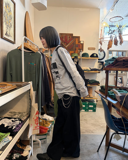 グラフィックロングTシャツ CH2018