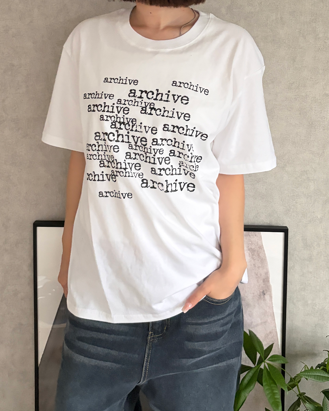 マルチロゴグラフィックTシャツ CH2359