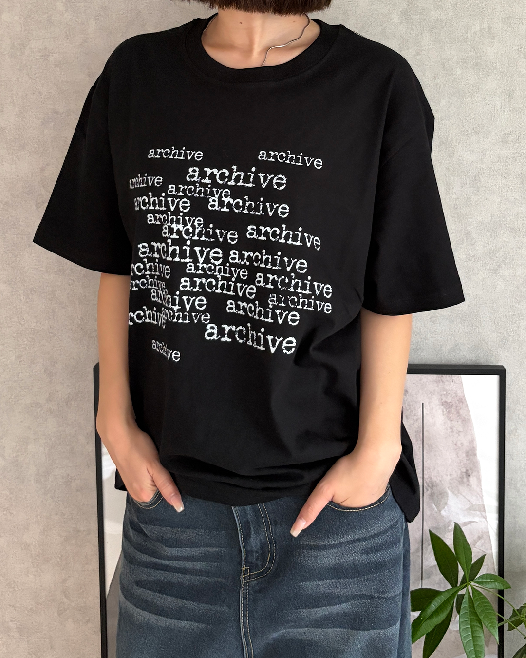 マルチロゴグラフィックTシャツ CH2359