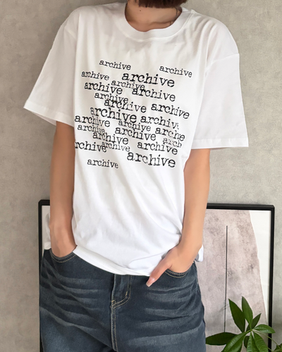 マルチロゴグラフィックTシャツ CH2359