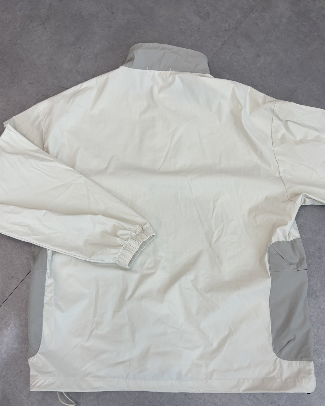 ハーフジップユーティリティプールオーバーCM0101