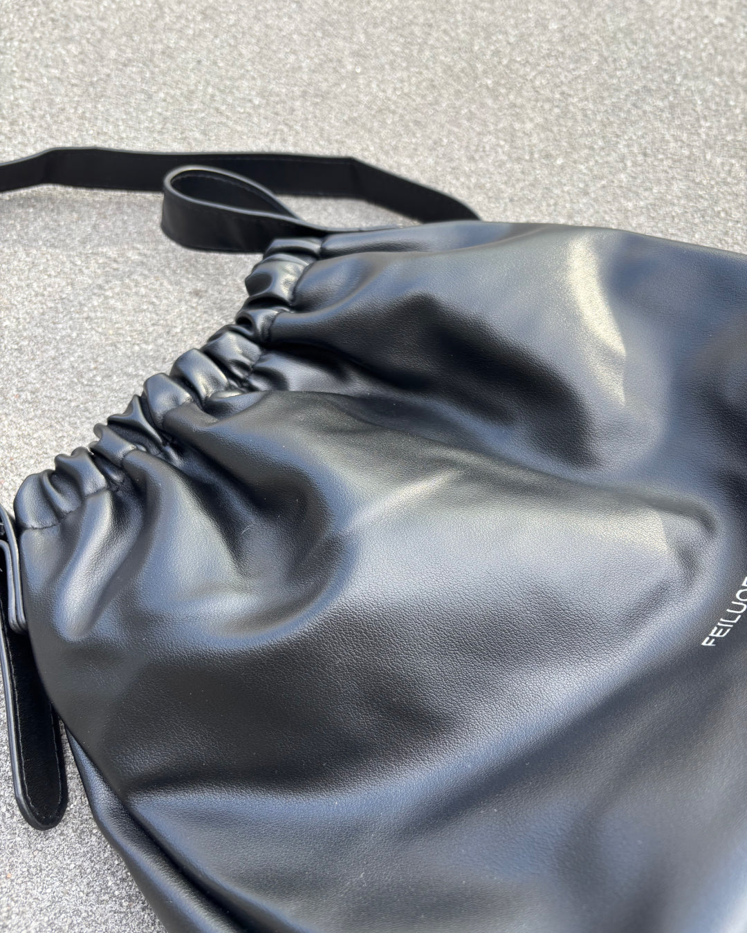 ミニマルドローストリングショルダーバッグ CM0116