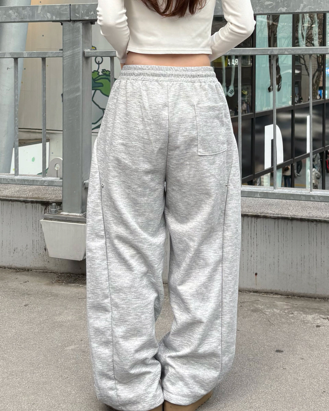 ドロストコードワイドシルエットスウェットパンツCM0119