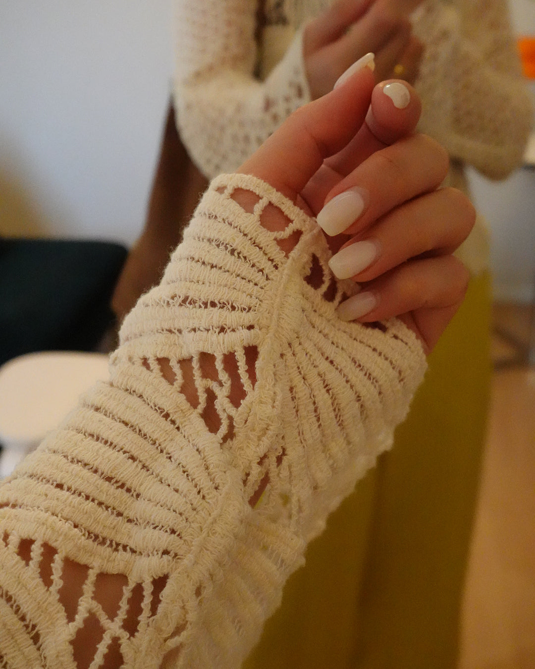 A*A様 【美品】ASKYURSELF　春秋ニット　ローバンドクロシェ クルーネ クルーネック鍵編みクロップドニット CS0040 – YOLO（ヨロ