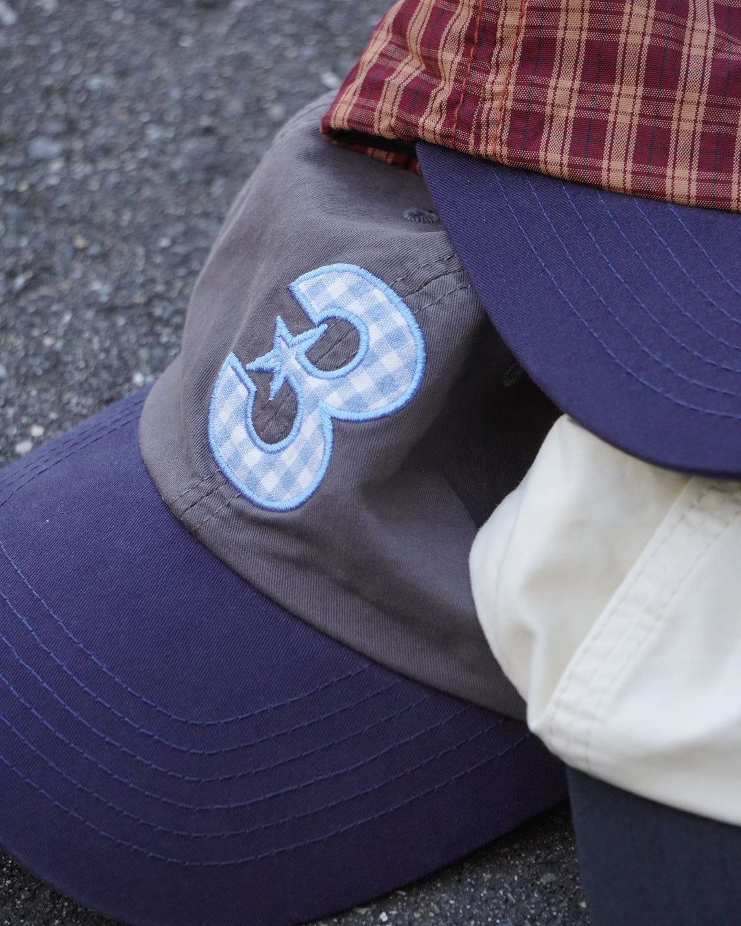 ナンバーワッペンベースボールキャップ IM0010