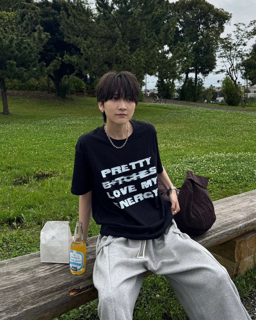グリッチロゴプリントTシャツ SY0017