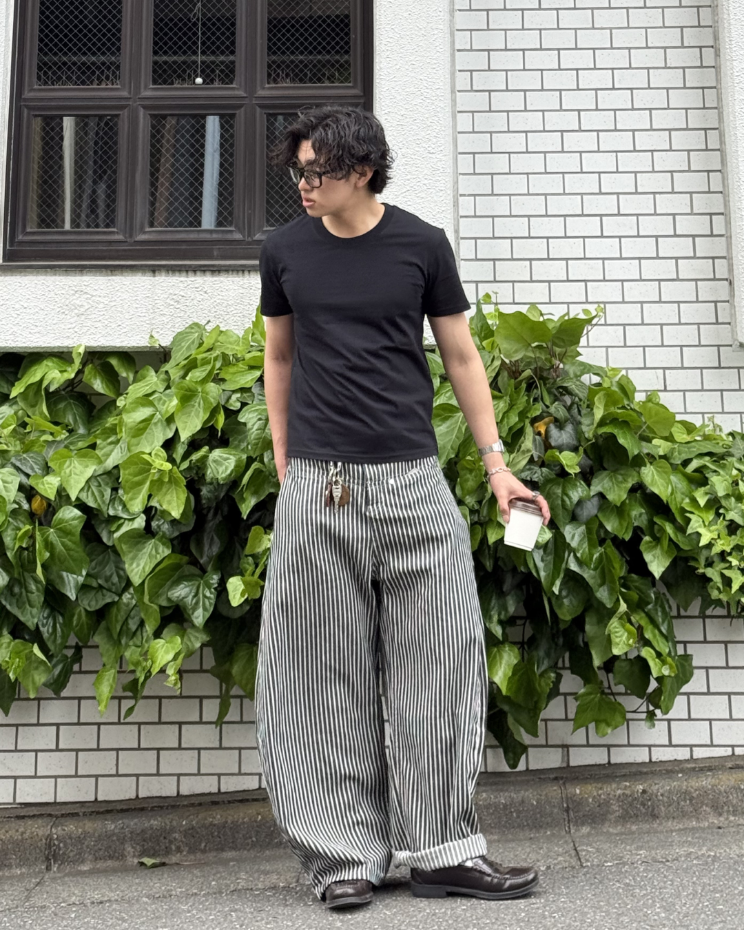 ストライプスタッズ付きカジュアルバルーンパンツ  FR0027