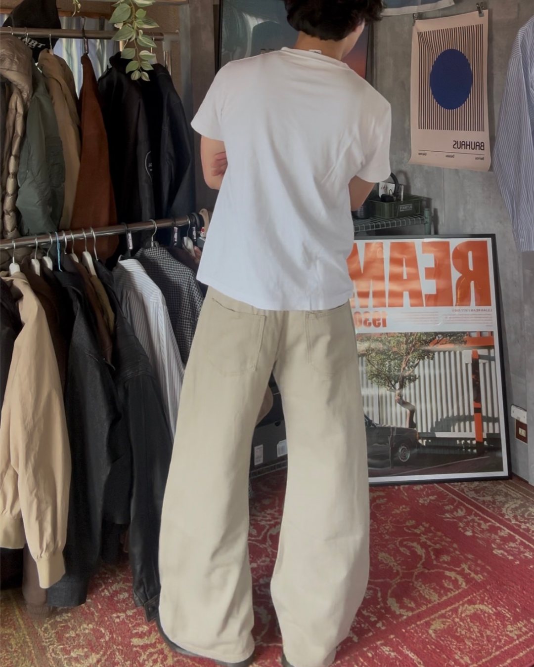 ホワイトワイドレッグバルーンカジュアルパンツ FR0028