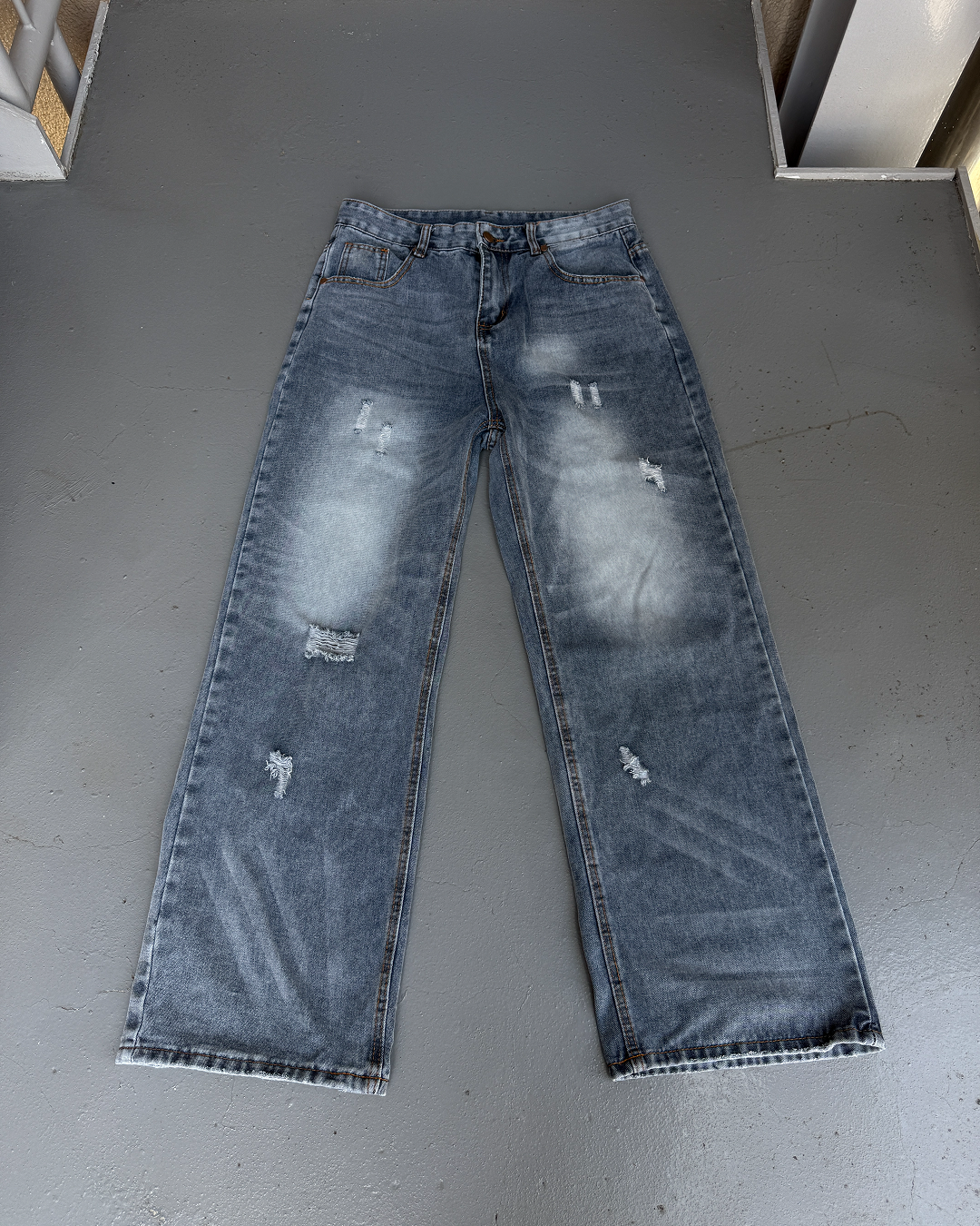 【発売予定】ダメージウォッシュストレートデニムパンツGC0156