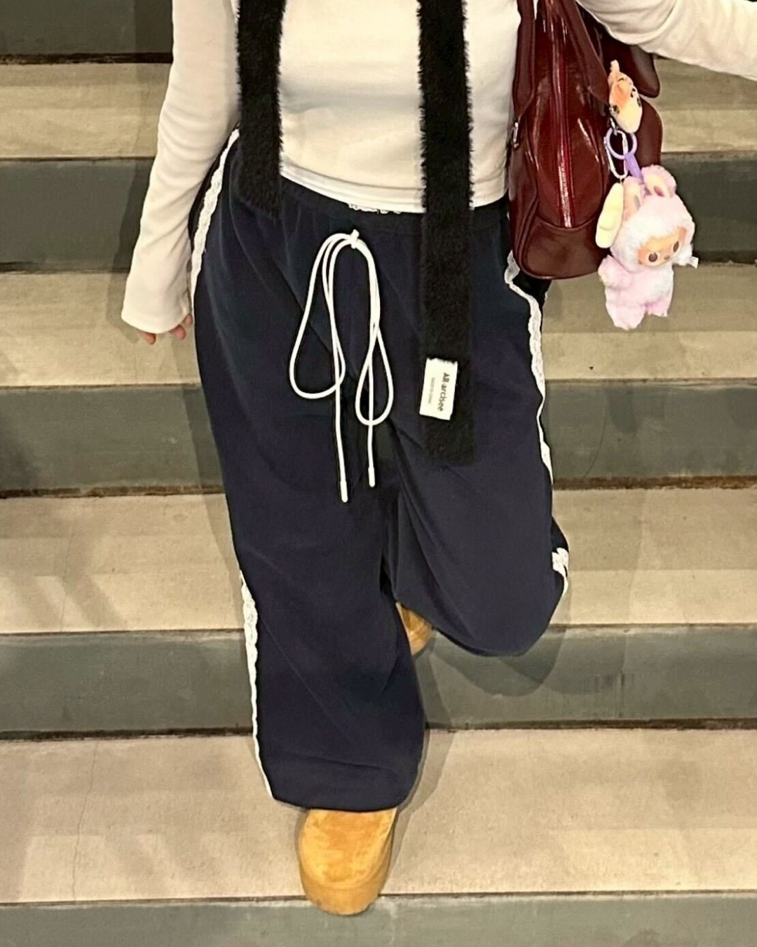 ルーズストライプ スポーツパンツ GG0006