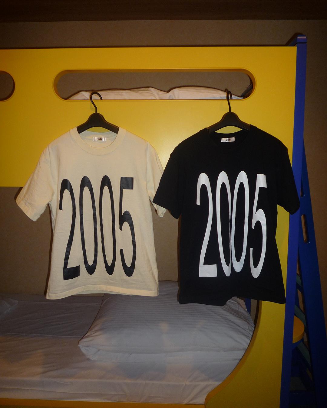 2005ラウンドネックTシャツ
HN0065