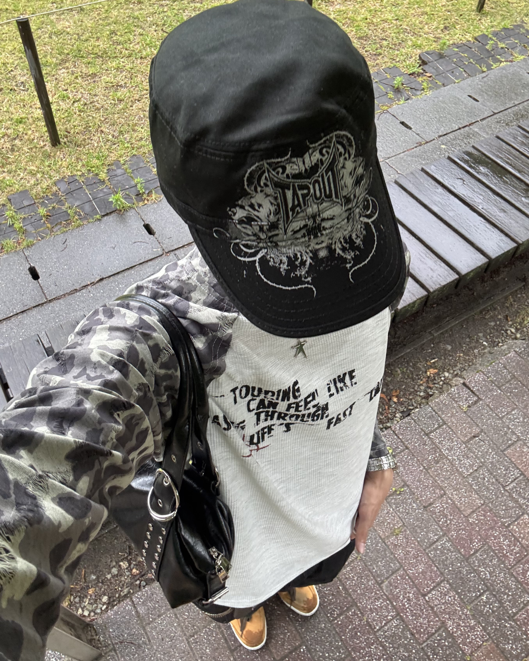 ブラックデザインロックキャップ
HS0125