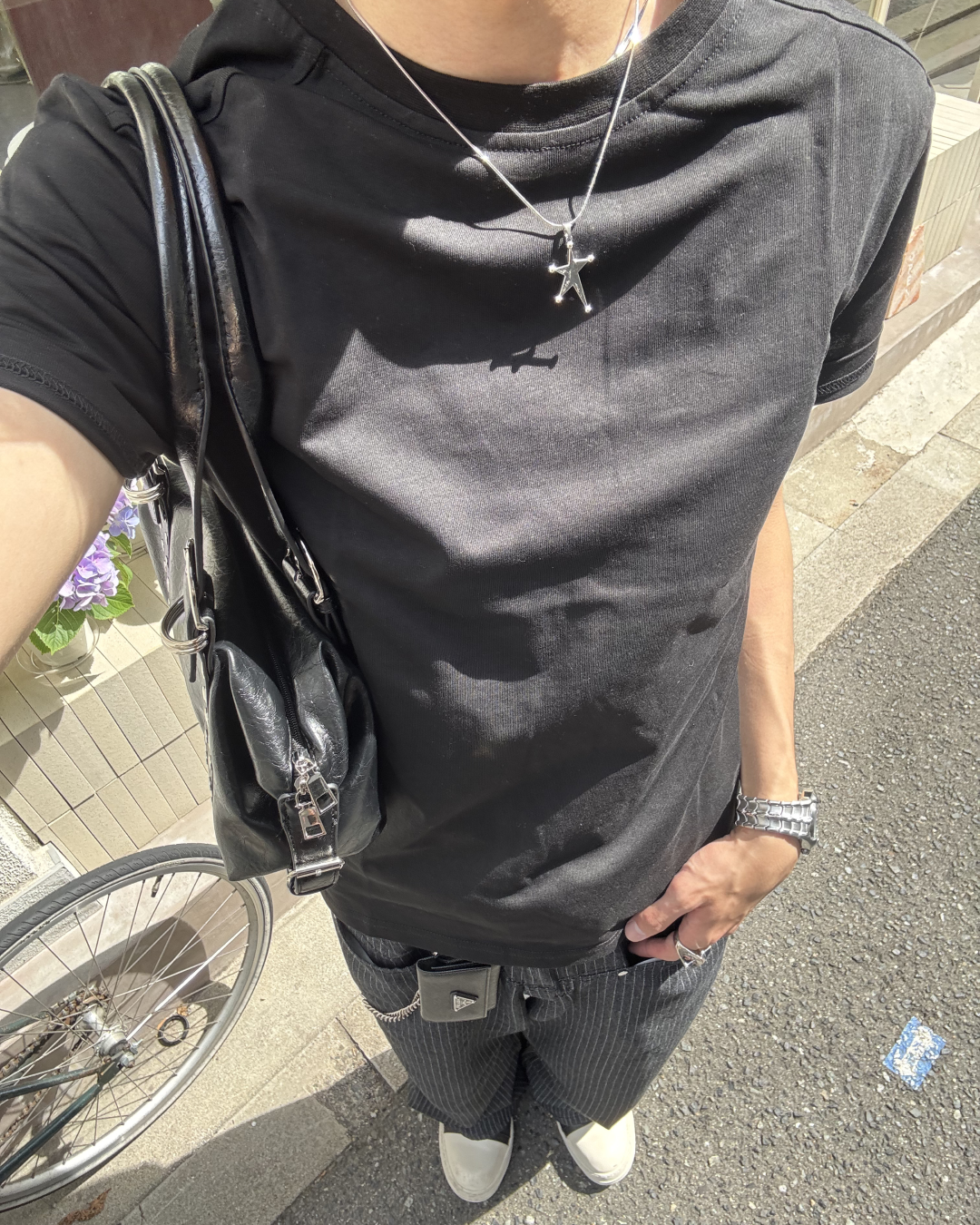 タイトハーフスリーブラウンドネックTシャツ
HS0126