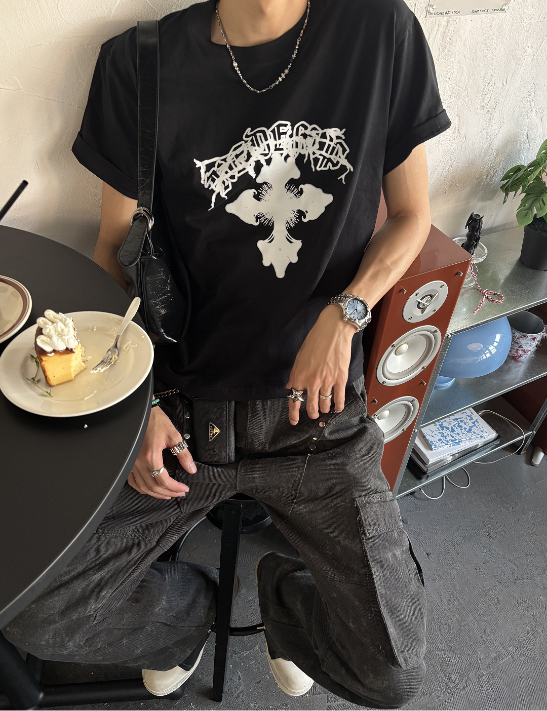 ゴシッククロスグラフィックTシャツ HS0127