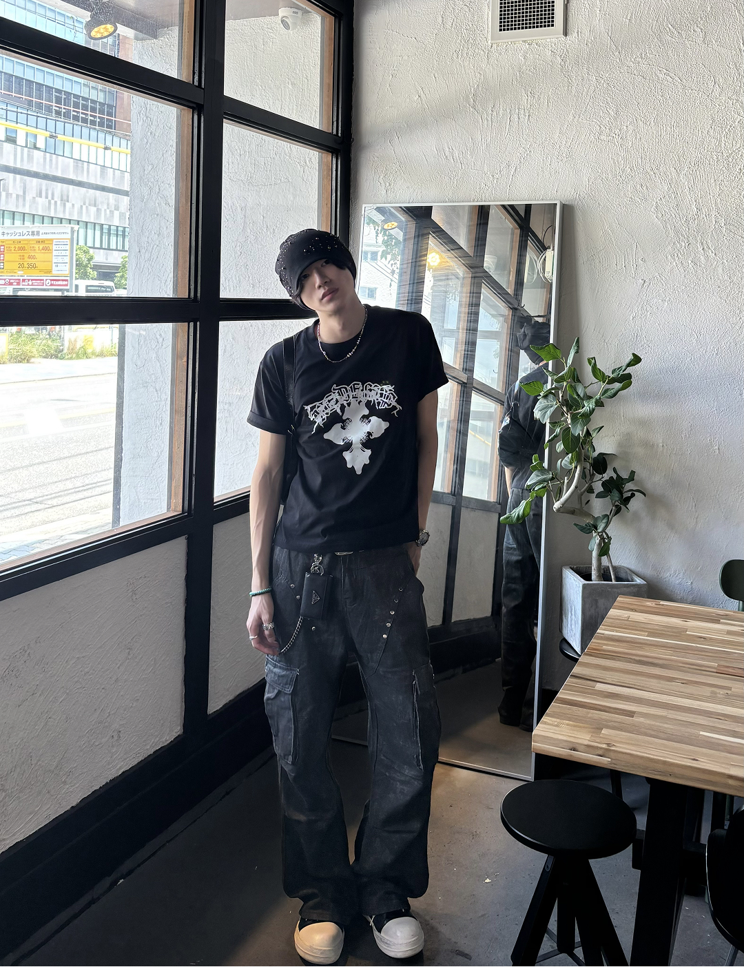 ゴシッククロスグラフィックTシャツ HS0127