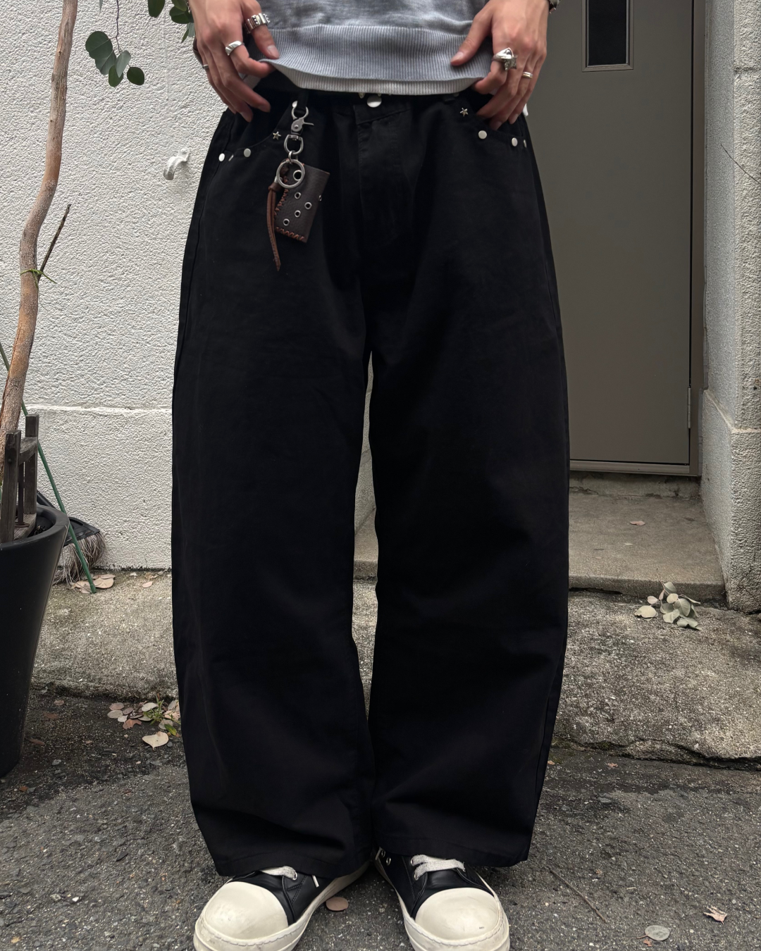 JHYQ バギーデニム Y2K ワイドパンツ スタッズ XL Y2Kスタースタッズバギーパンツ HS0147 – YOLO（ヨロ）｜ファッション通販