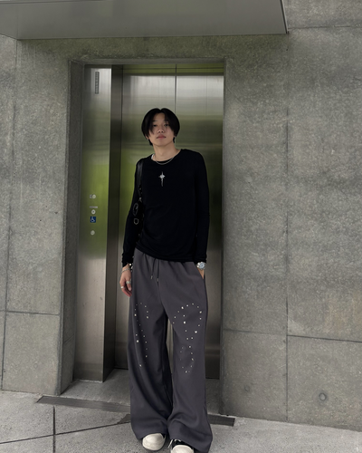 スタッズ付きワイドスウェットパンツ HS0194
