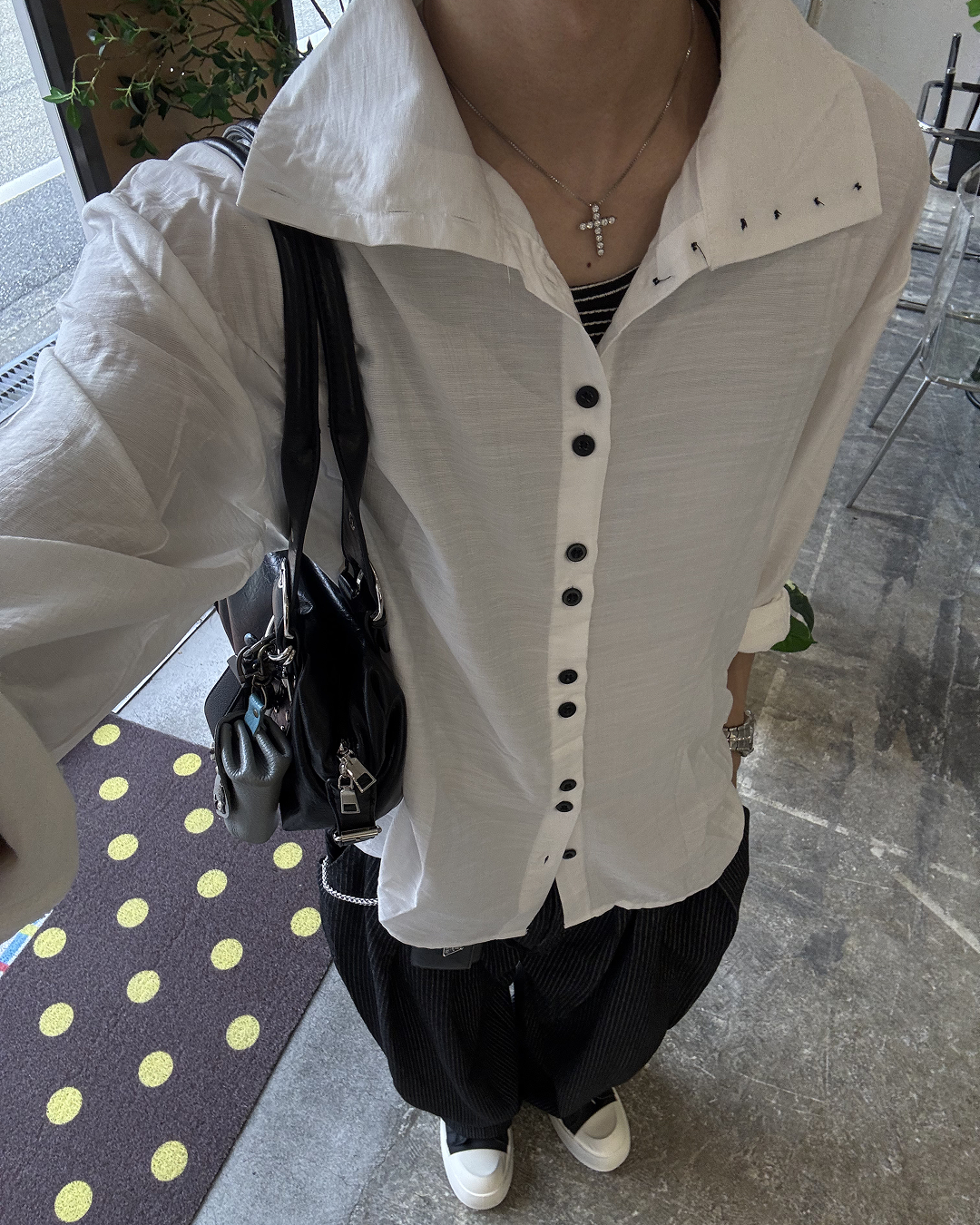 ハイネックボタンデザインシャツ HS0237