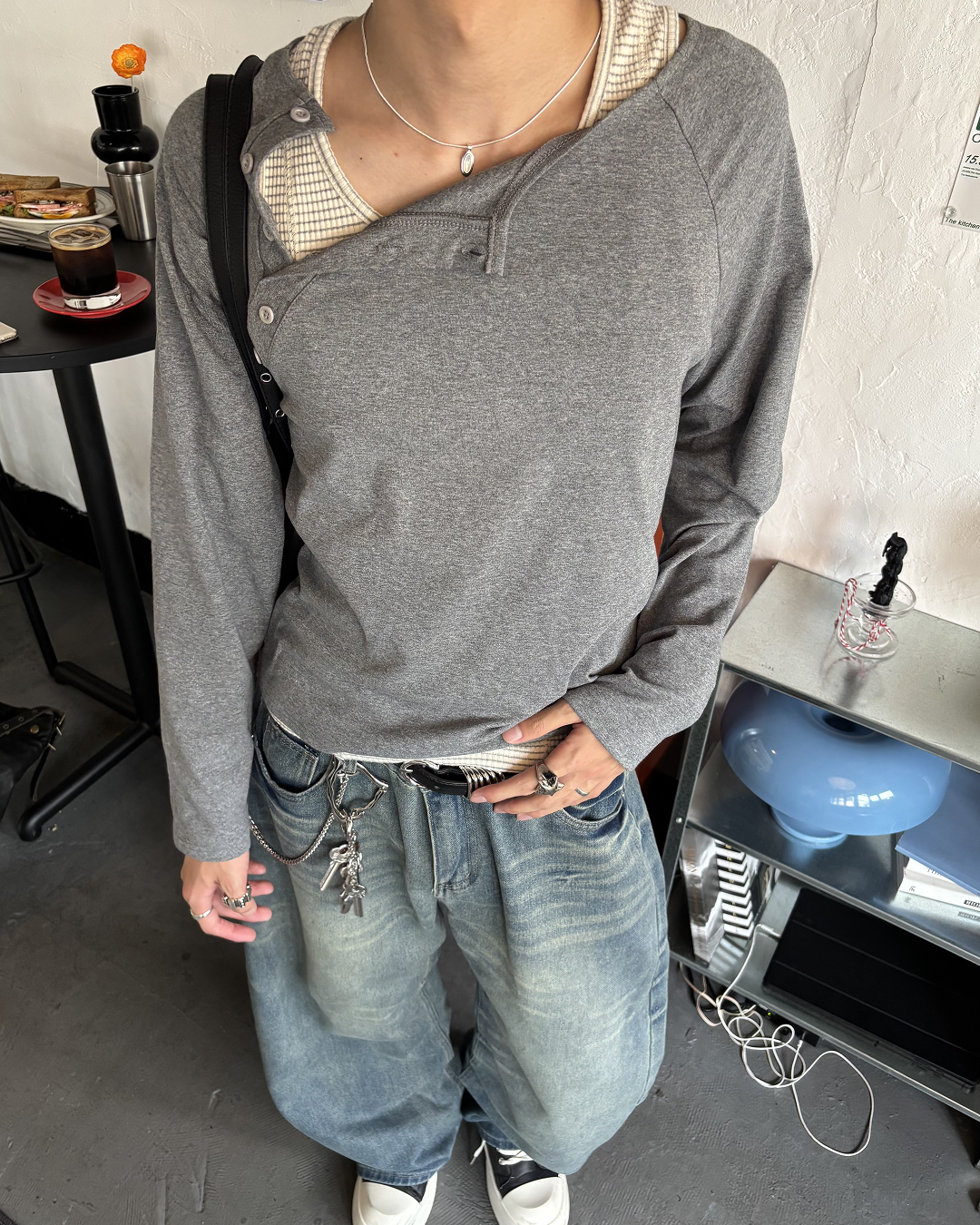ハーフハイネックアシメサイドボタンT HS0253