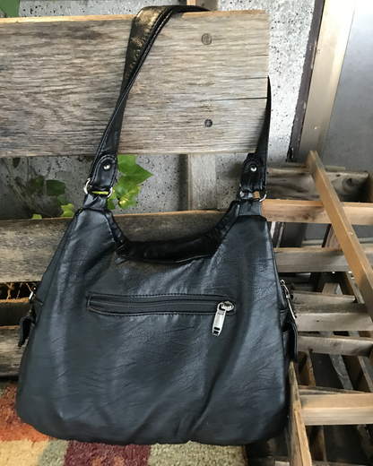 マルチジップレザーライクショルダーバッグ HS0429