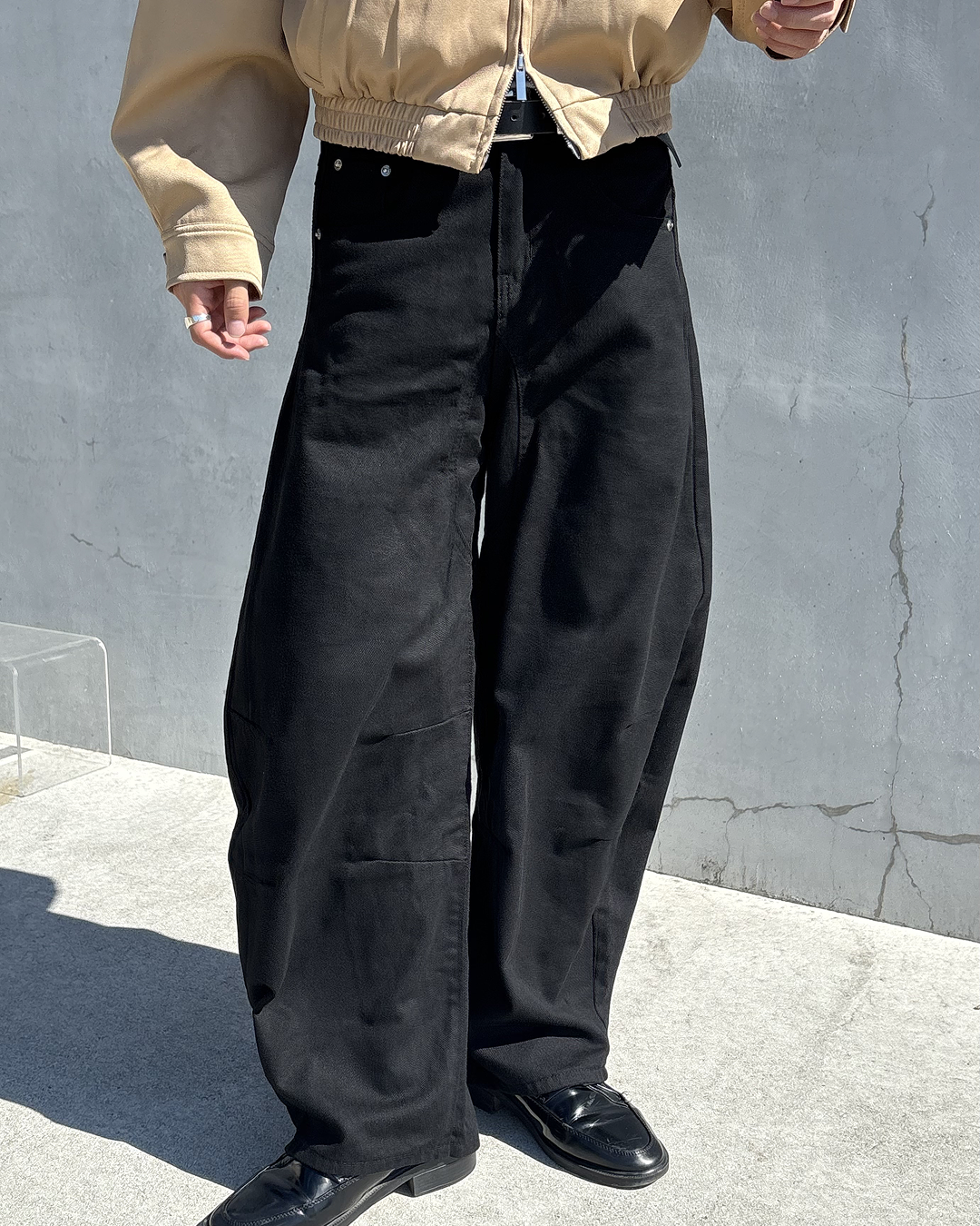 ルーズシルエットワイドレッグシザードレープパンツ HW0063
