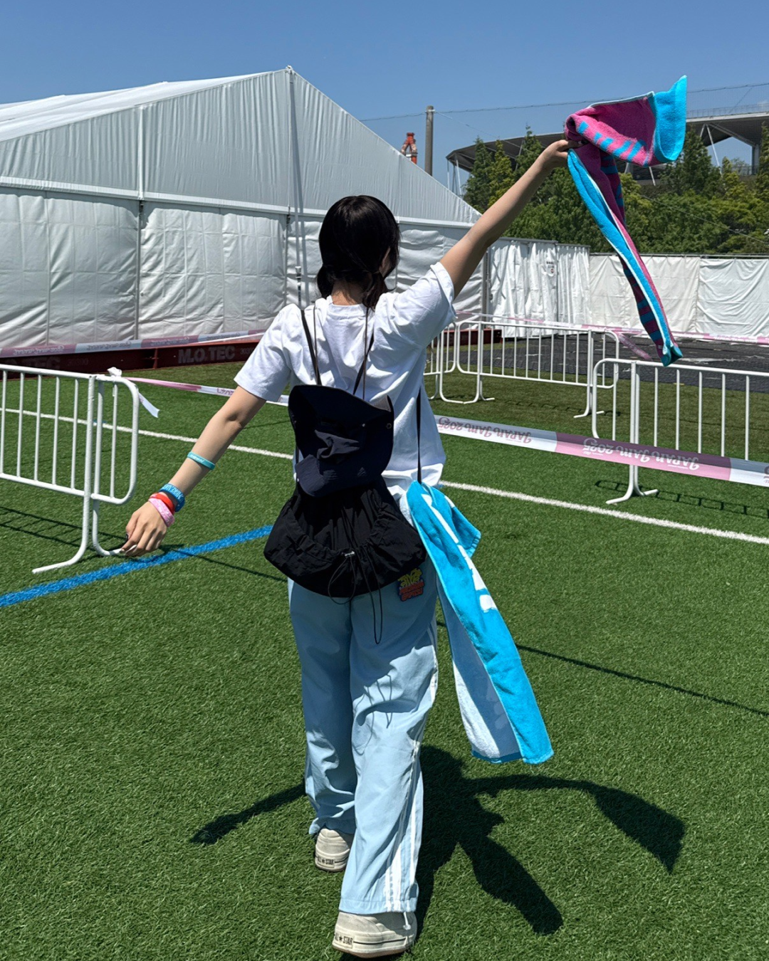 アイスブルーナイロンパンツ HZ1062