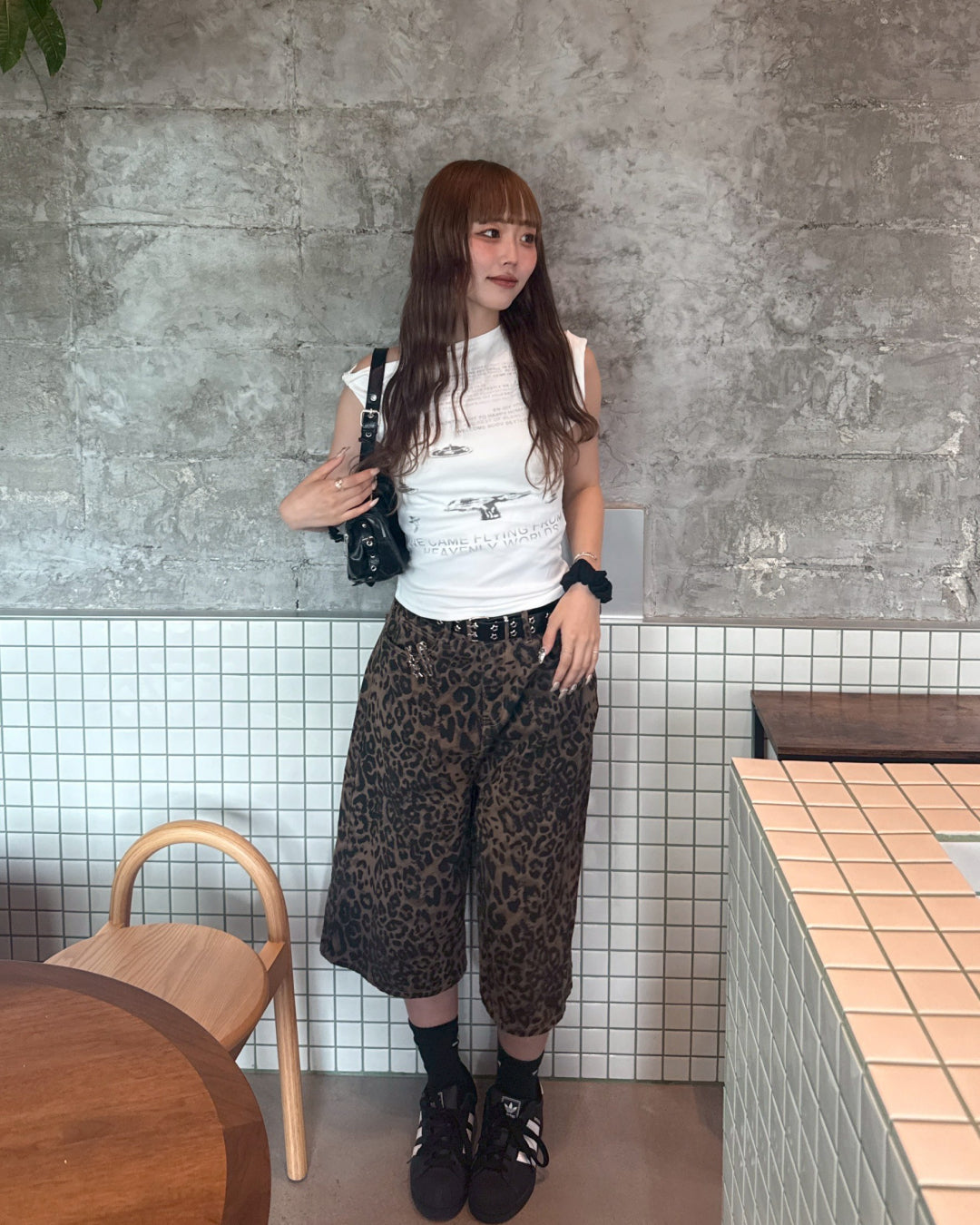 ワンショルダーリラックスTシャツ HZ2020