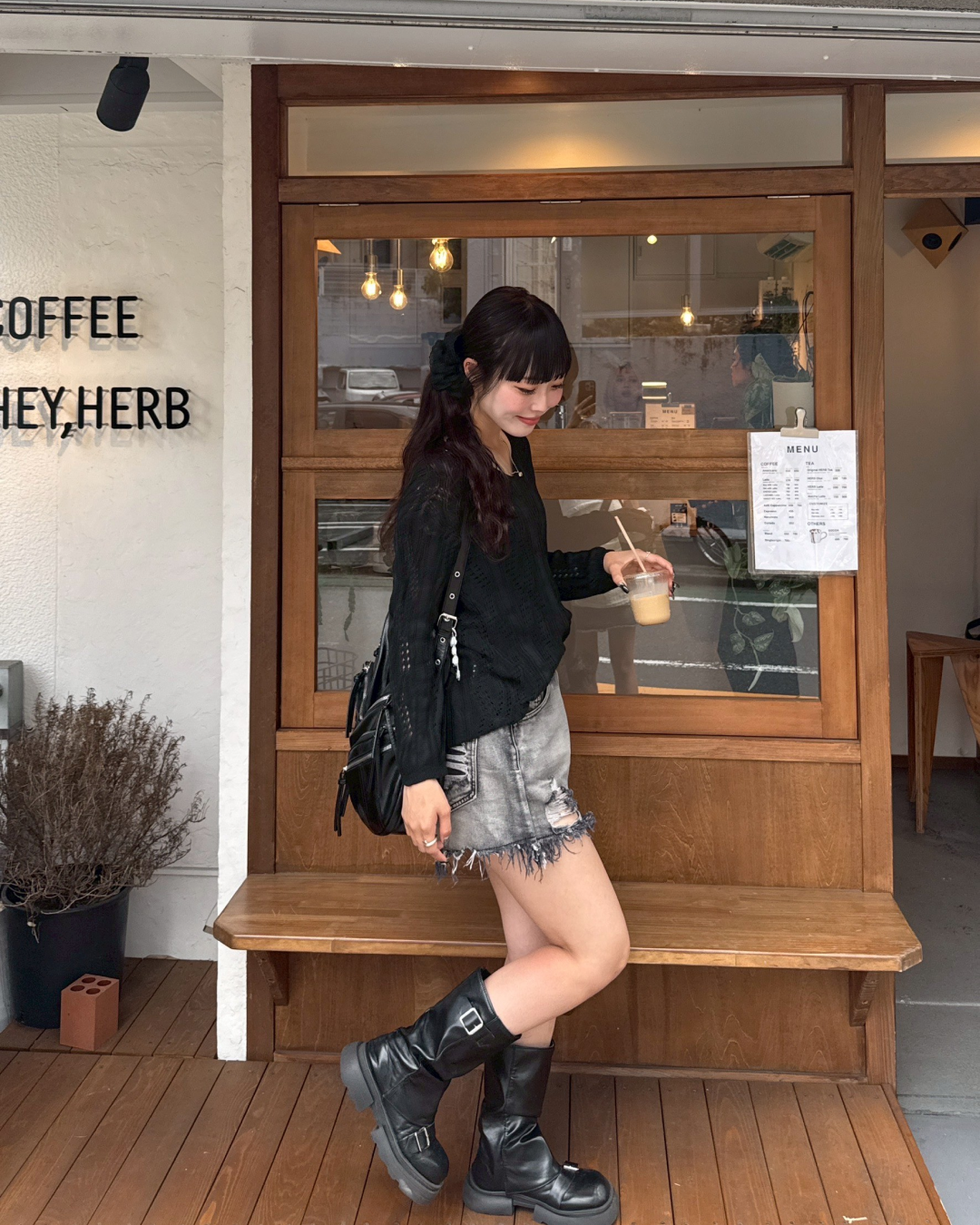 ハイダメージデニムショートパンツ HZ2049