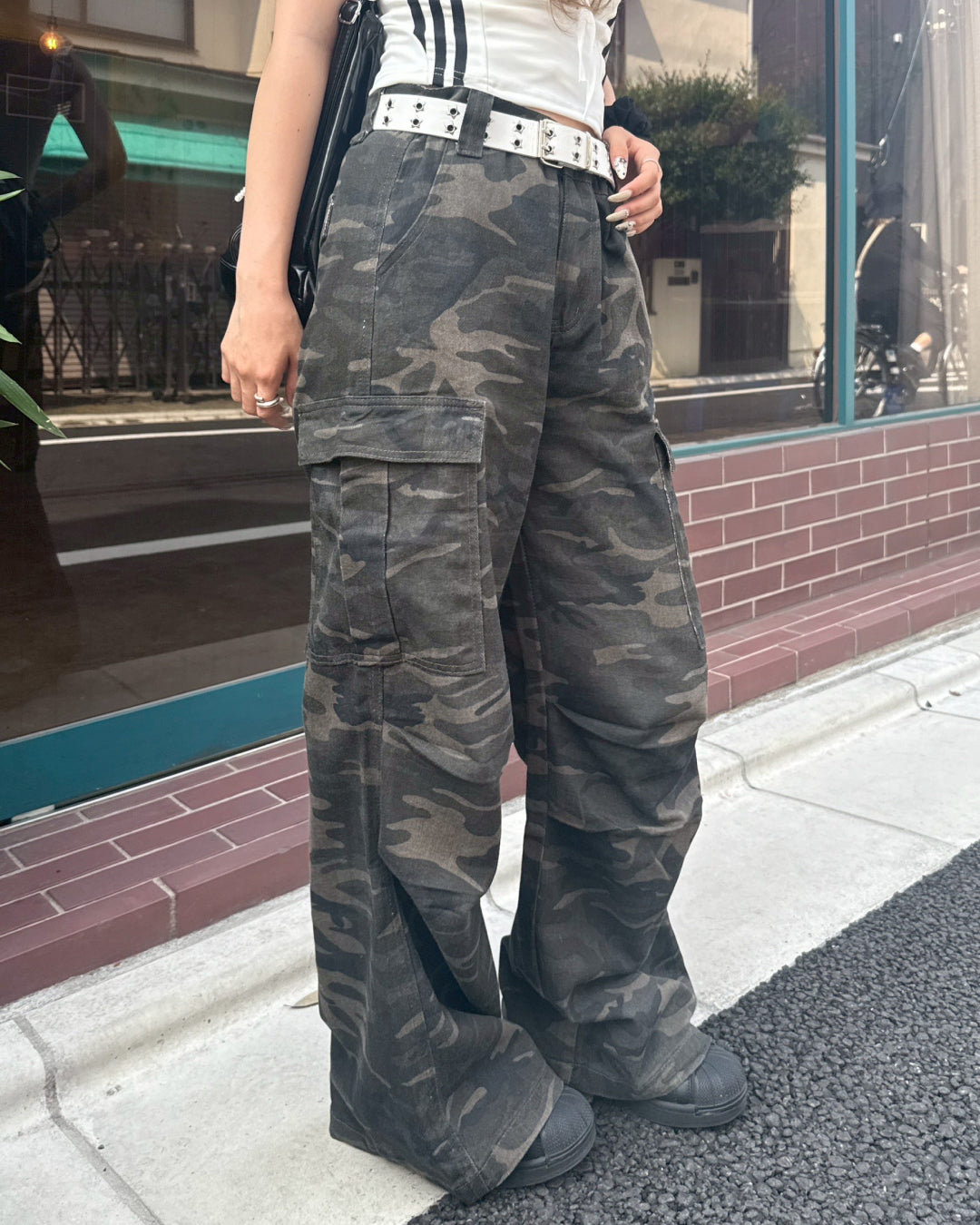 即日発送 未使用 yolo 迷彩柄ルーズパンツ KM0006 即納】迷彩柄ルーズパンツ KM0006 – YOLO（ヨロ）｜ファッション通販