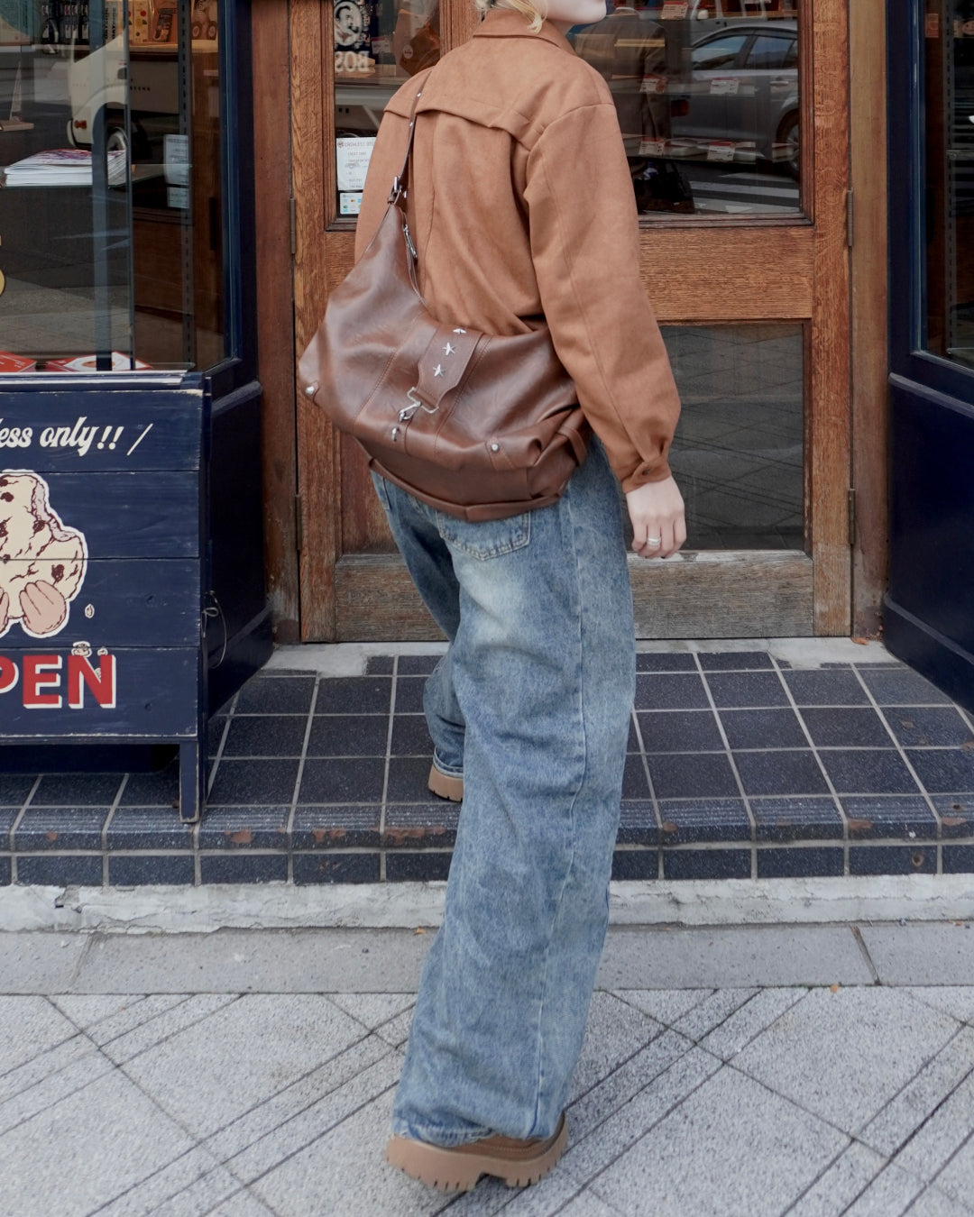 スタッズショルダーバッグ HZ3018