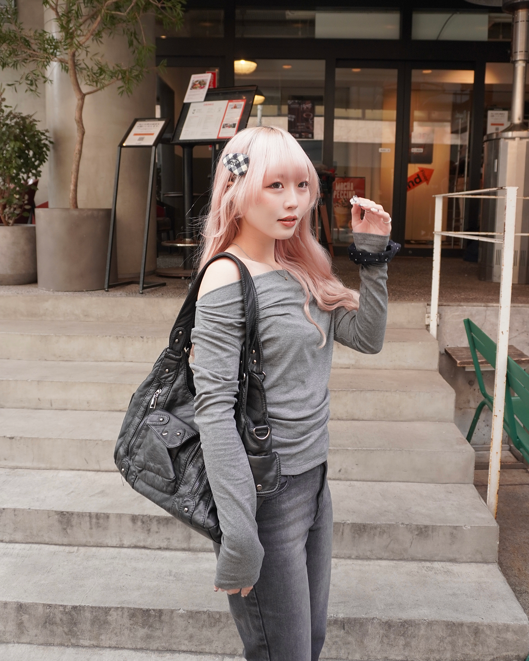 オフショルダーロンT HZ3038