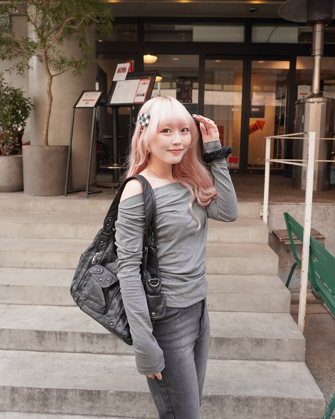 オフショルダーロンT HZ3038