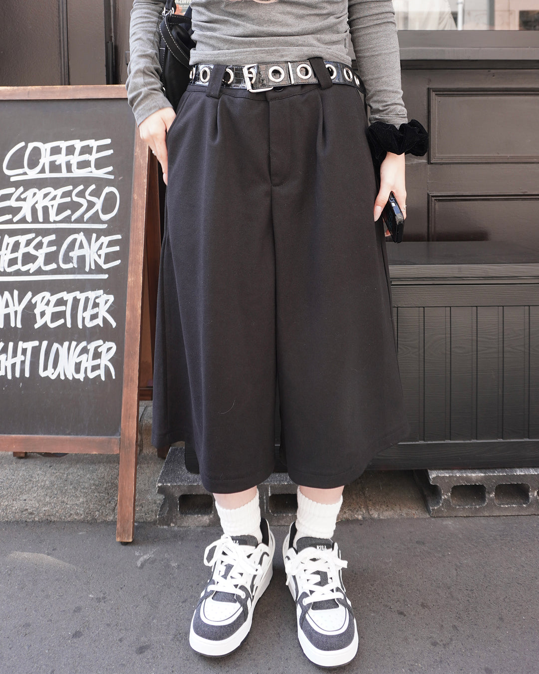 ウールクロップドカジュアルパンツHZ3070