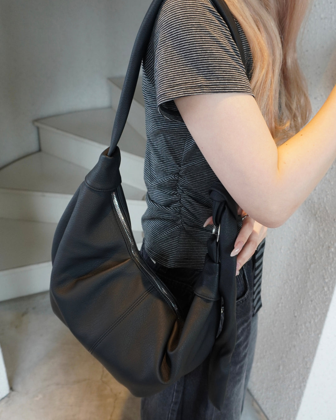 クロワッサンデザインショルダーバッグ HZ3079 – YOLO（ヨロ