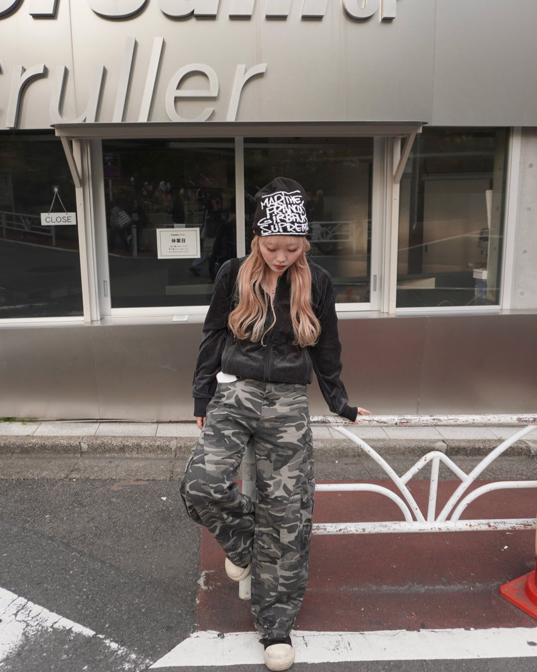 カーブシルエット迷彩パンツ HZ3081