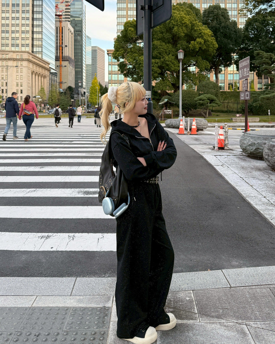 【11/25 19:00販売開始 オリジナル 即納】ラメストーンパーカー HZ6000