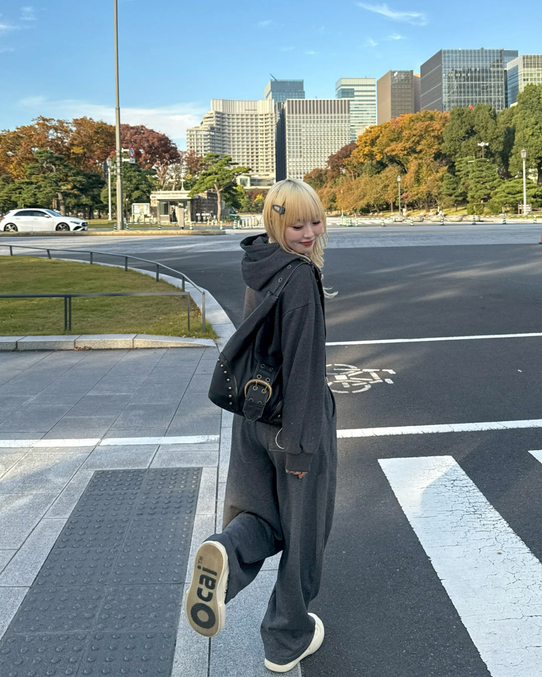 【11/25 19:00販売開始 オリジナル 即納】ラメストーンパーカー HZ6000