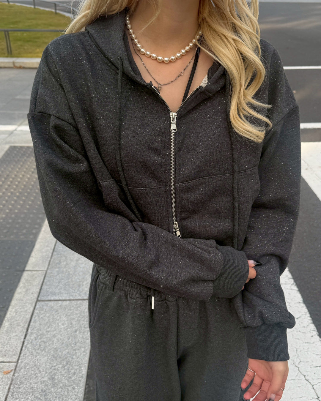 【11/25 19:00販売開始 オリジナル 即納】ラメストーンパーカー HZ6000