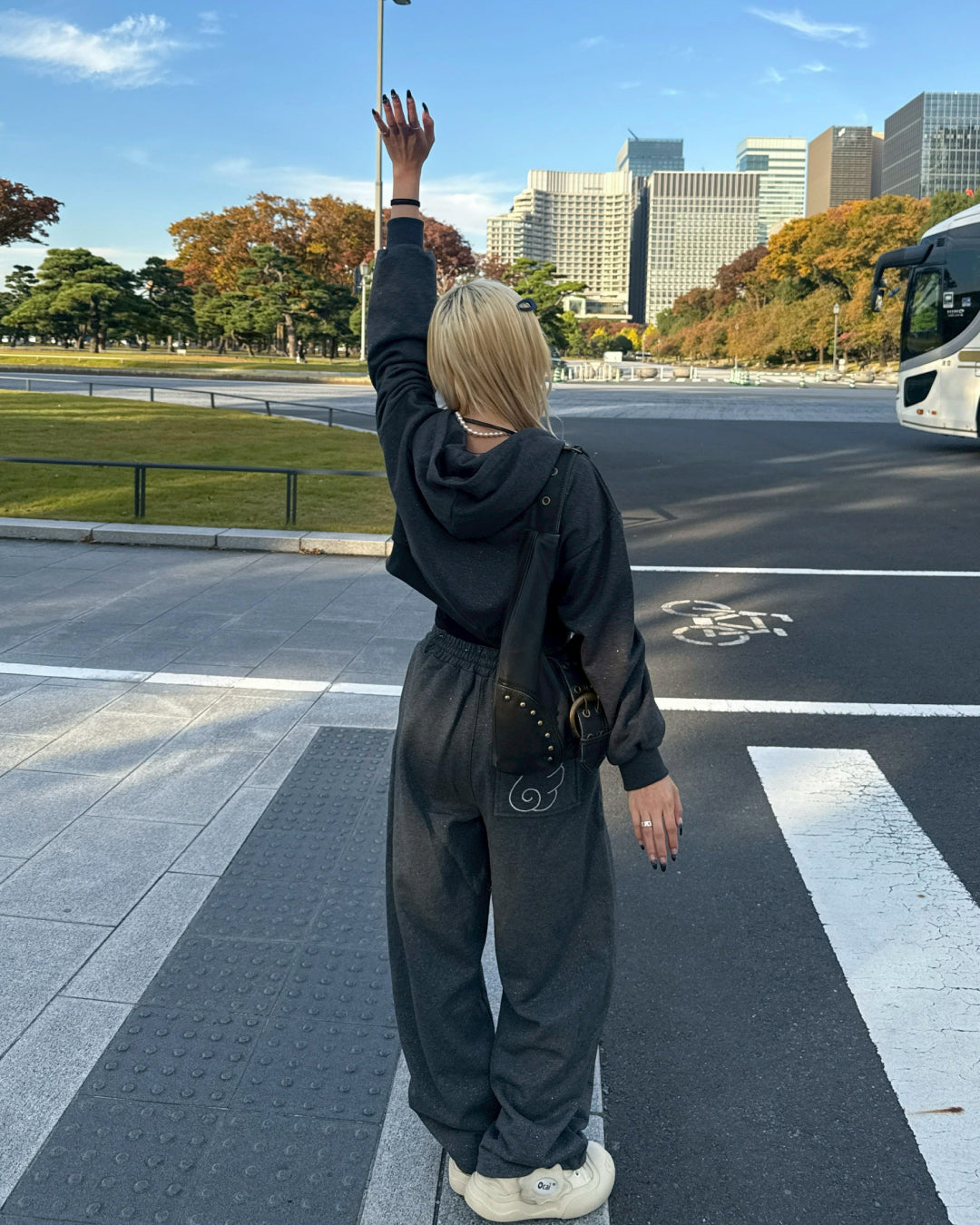 【11/25 19:00販売開始 オリジナル 即納】ラメストーンスウェットパンツ HZ6001