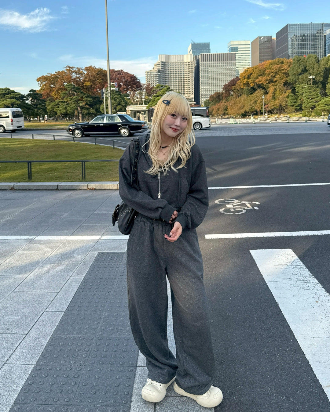 【11/25 19:00販売開始 オリジナル 即納】ラメストーンスウェットパンツ HZ6001