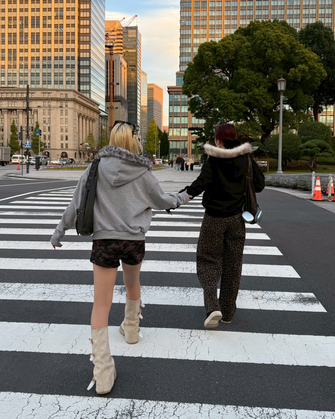 【11/25 19:00販売開始 オリジナル 即納】フードファーパーカー HZ6002