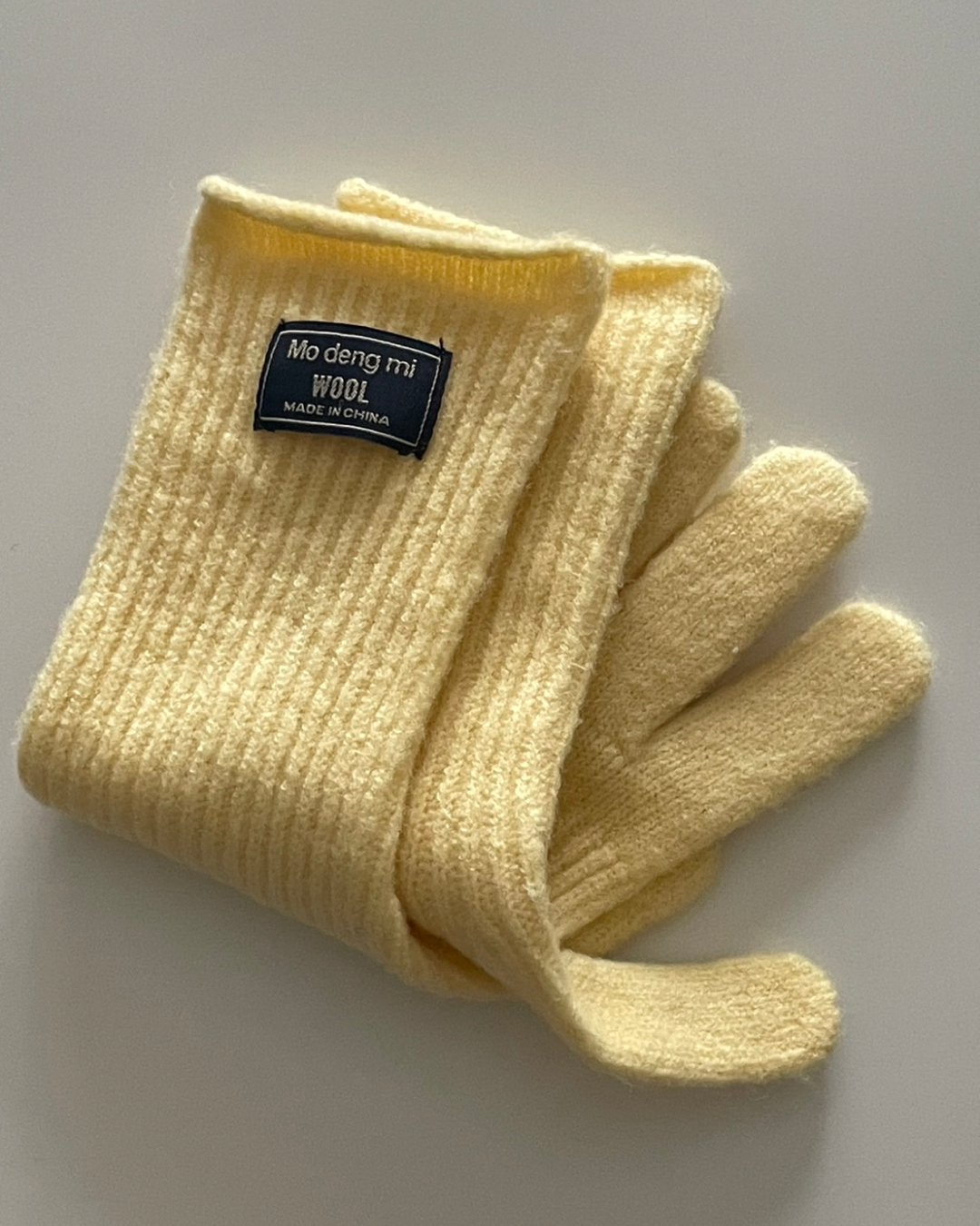 Yellow wool knit gloves I0047