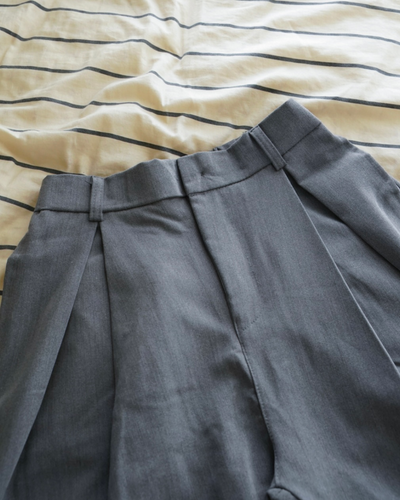 タックAラインハーフスラックス
ID0018
