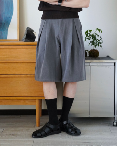 タックAラインハーフスラックス
ID0018