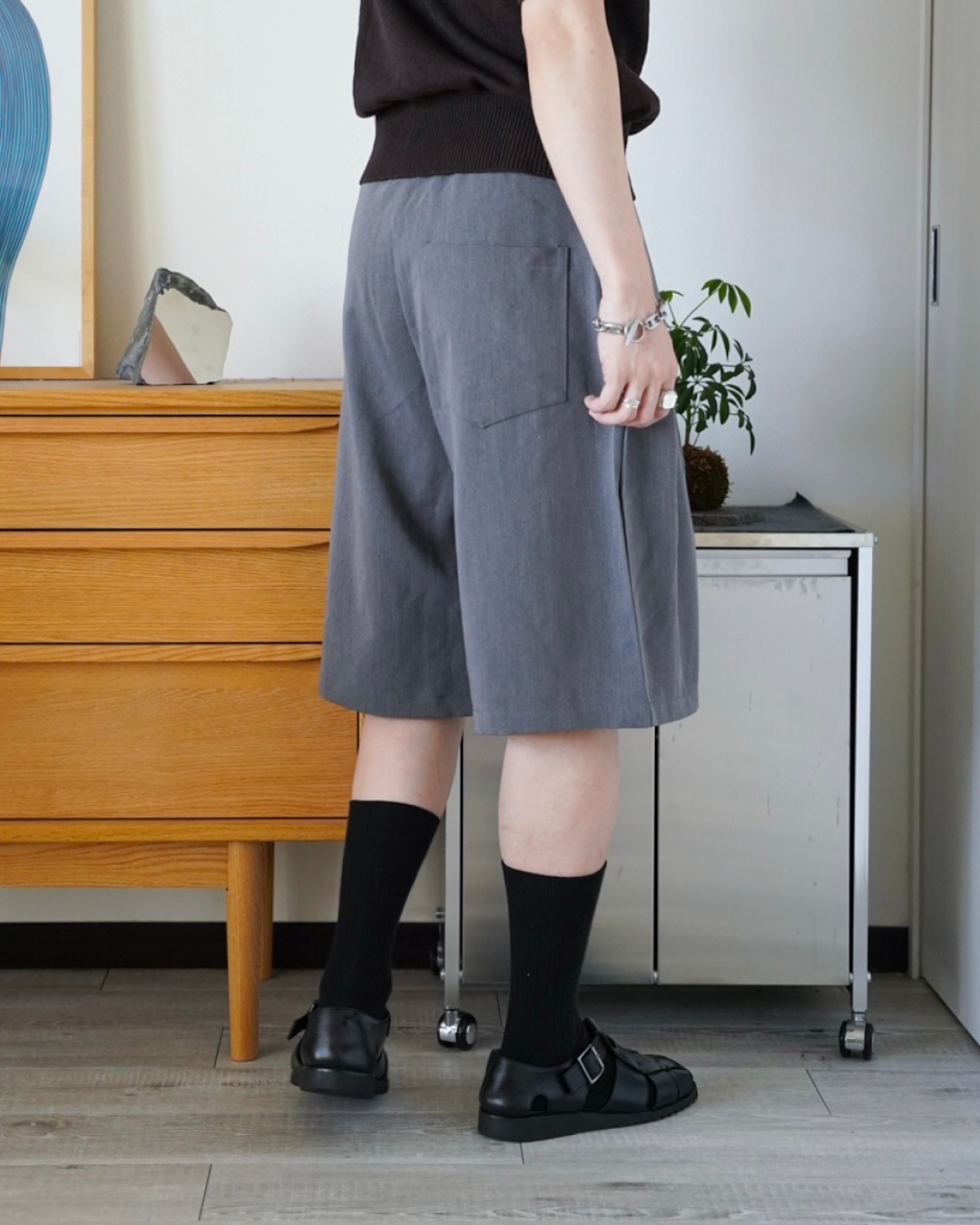 タックAラインハーフスラックス
ID0018