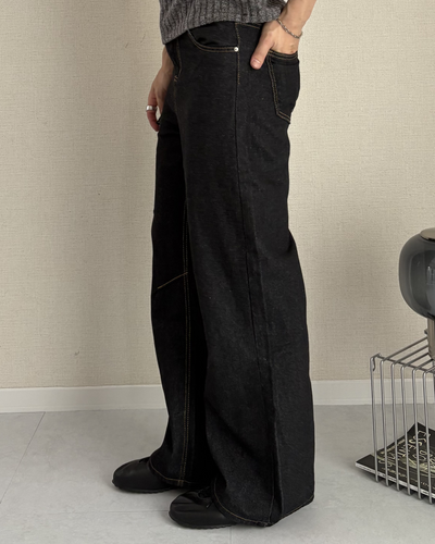 ベーシックワイドブラックデニム IK0238