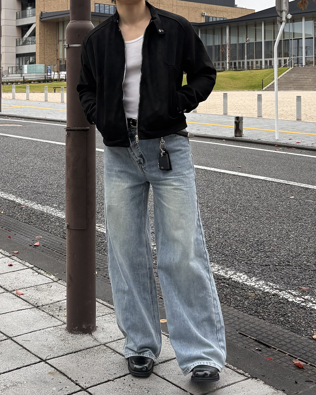 クロスベルトワイドストレートパンツ IK0519